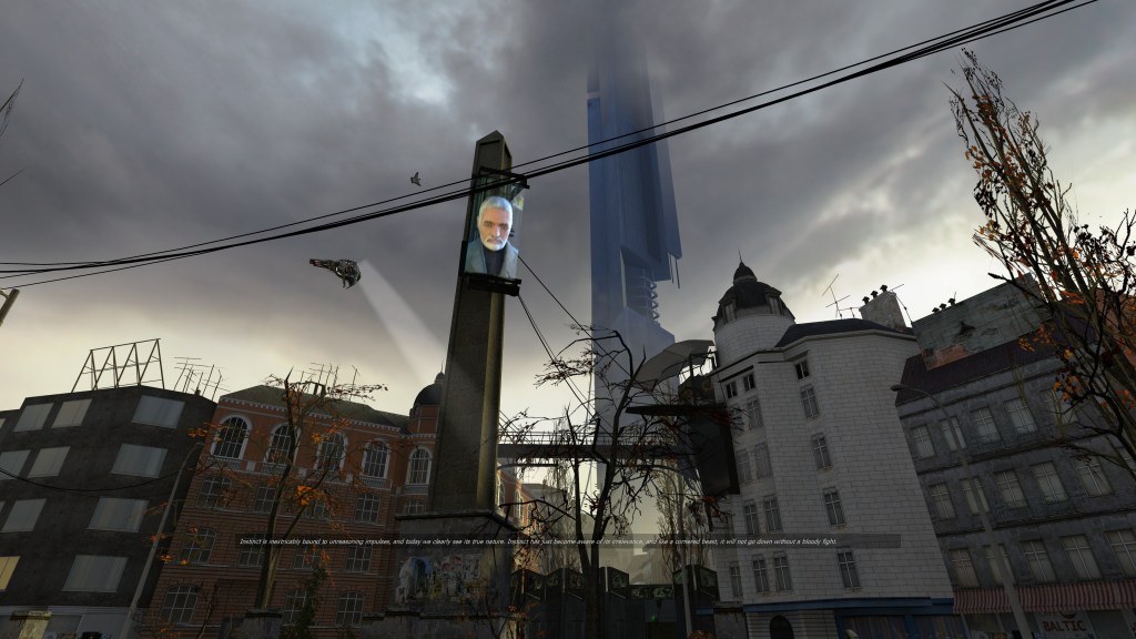 Your first exposure to City 17 once leaving the station is memorable and quickly reinforces the mood. (Note: 4K screenshot)